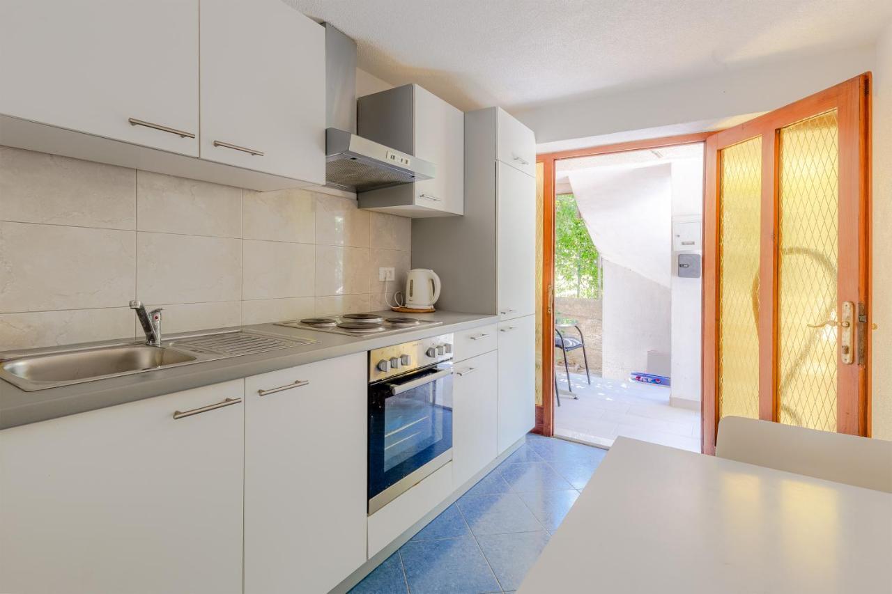Eco-Apartments With Nice Garden Baška Voda Extérieur photo