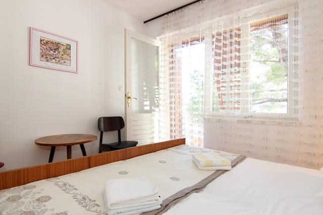 Eco-Apartments With Nice Garden Baška Voda Extérieur photo