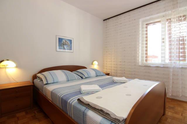 Eco-Apartments With Nice Garden Baška Voda Extérieur photo